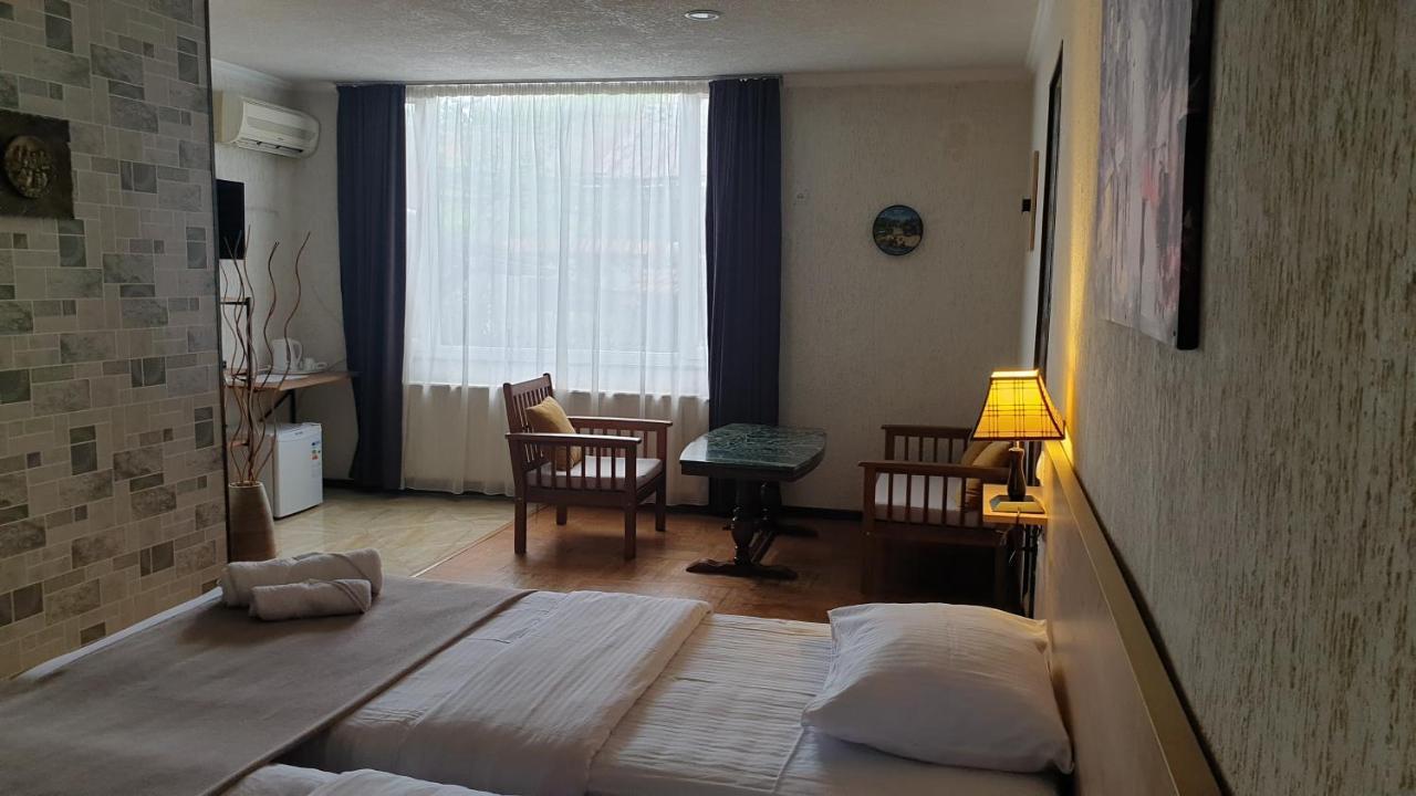 טביליסי Lea Guest House מראה חיצוני תמונה