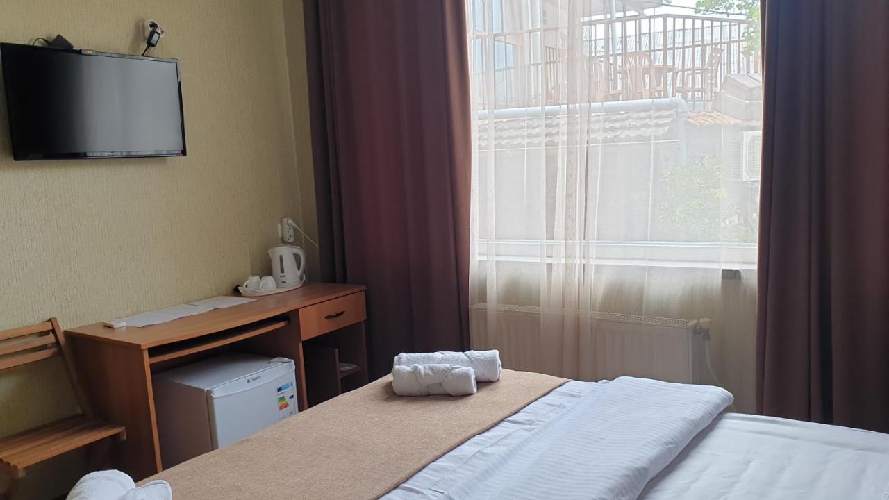 טביליסי Lea Guest House מראה חיצוני תמונה