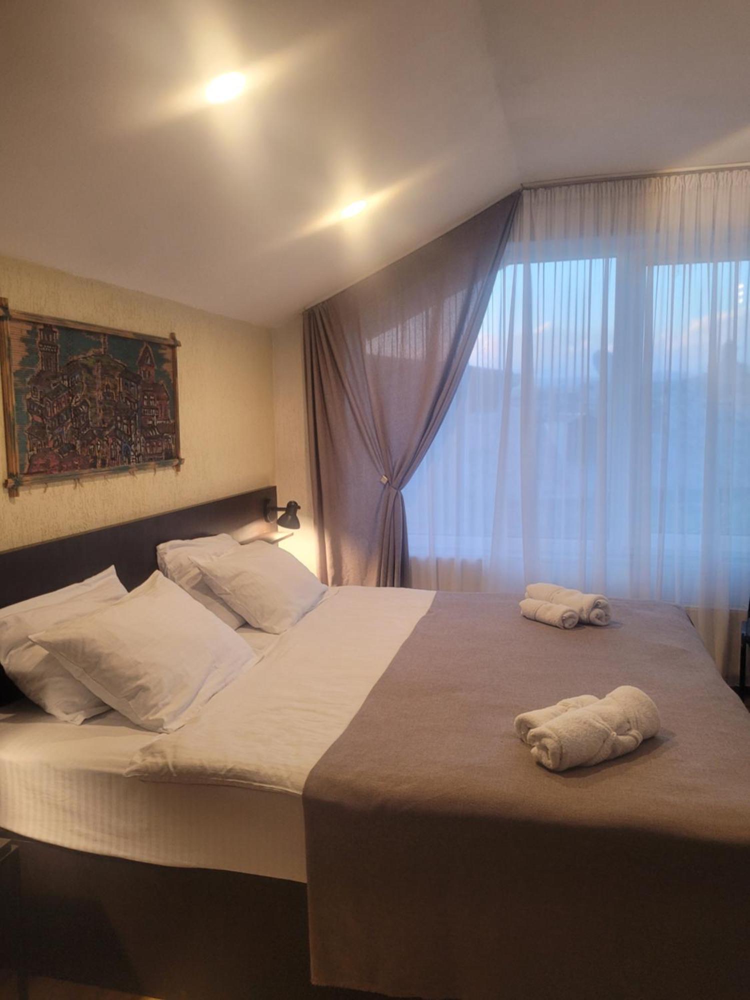 טביליסי Lea Guest House חדר תמונה