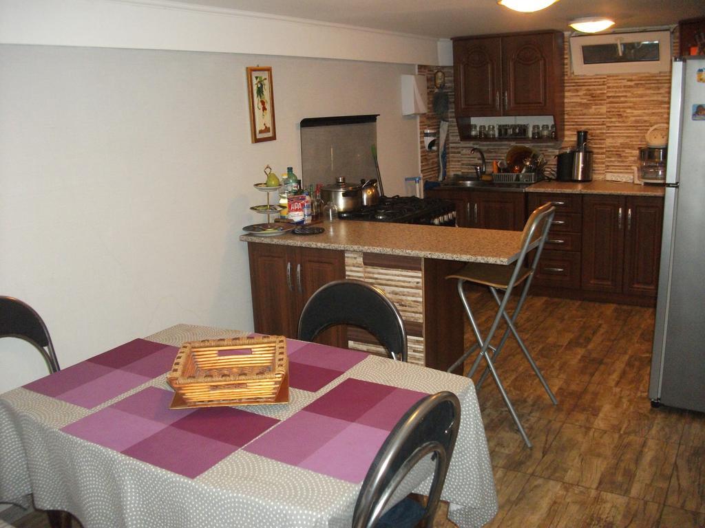 טביליסי Lea Guest House מראה חיצוני תמונה