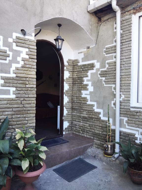 טביליסי Lea Guest House מראה חיצוני תמונה